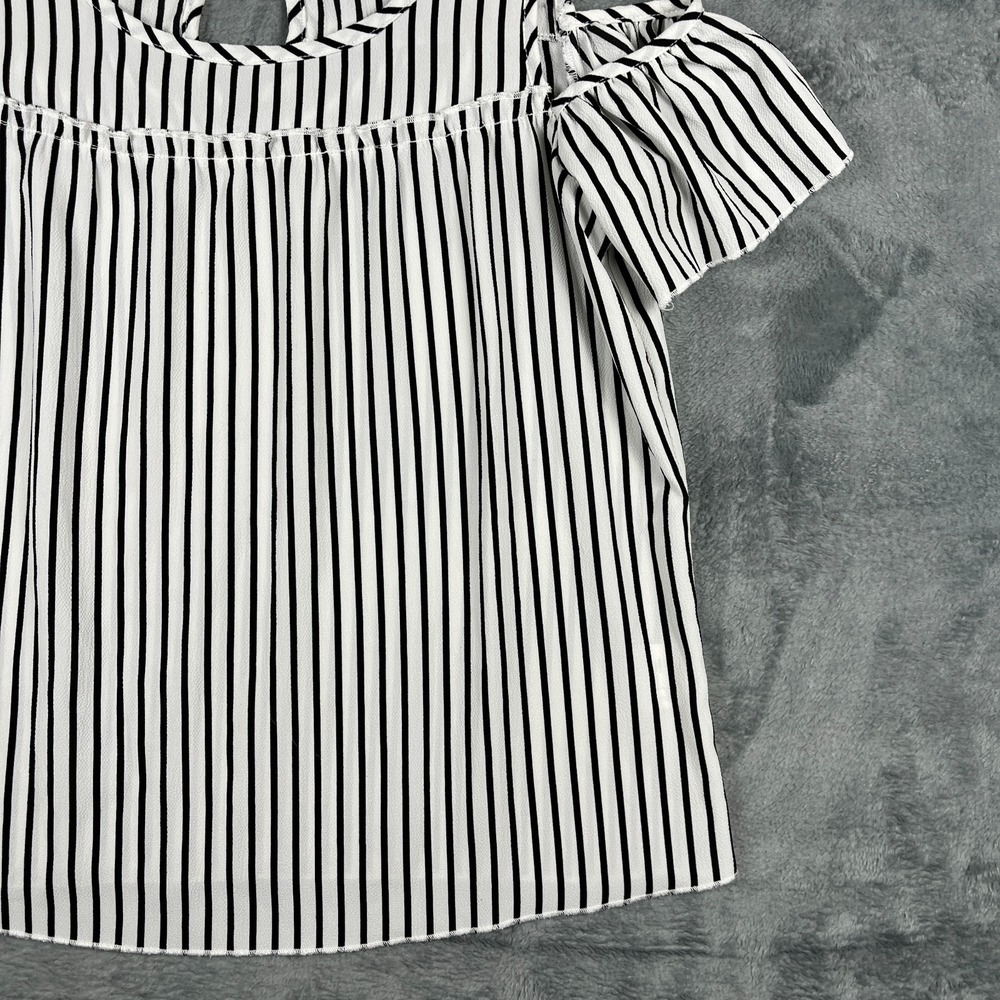 Soho Jeans Womens XS Black White Striped Cold Shoulder Blouse Summer Top - Picture 5 of 16